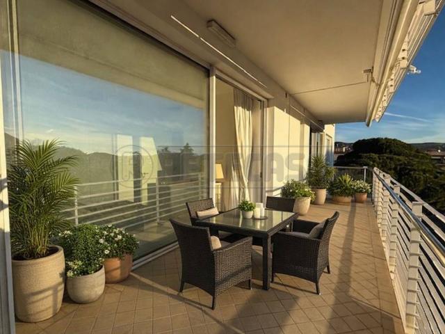 Appartamento in vendita a Borgo Castello, Loano