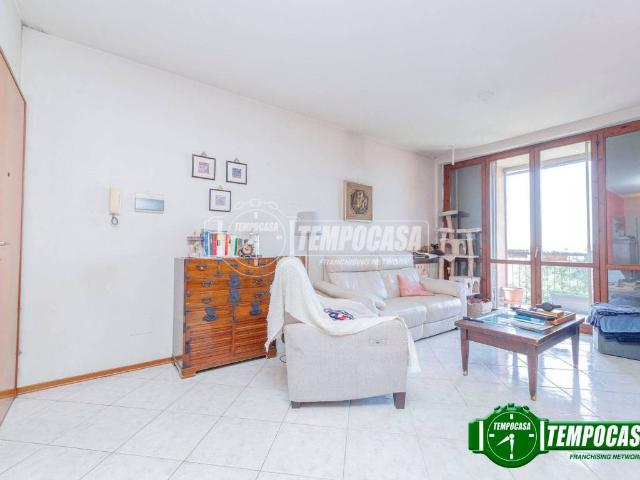 Appartamento in vendita a Carpiano, Lombardia