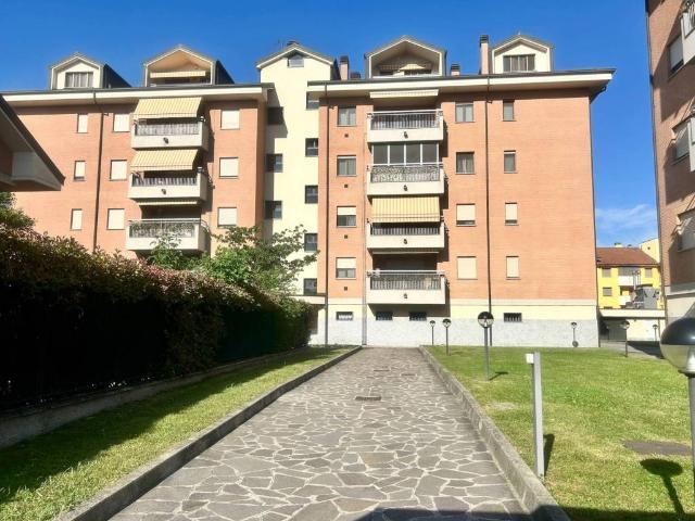 Appartamento in vendita a Locate di Triulzi, Lombardia