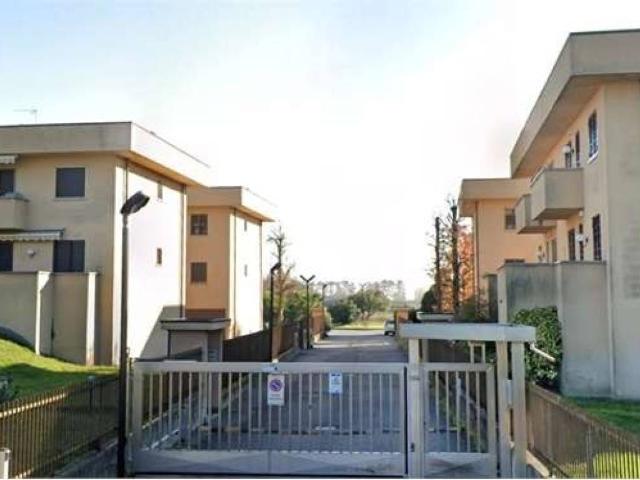 Appartamento in vendita a Locate di Triulzi, Moro Di Locate