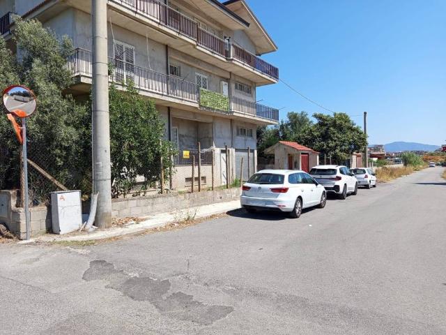 Appartamento in vendita a Calabria, Reggio Calabria