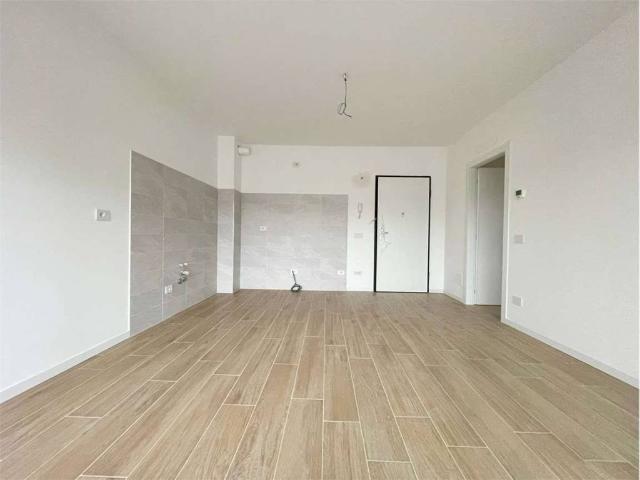 Appartamento in vendita a Lomazzo, Lombardia