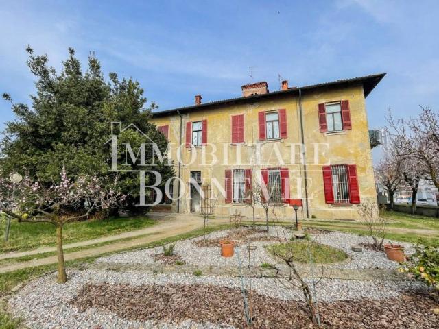 Appartamento in vendita a Lomazzo di Sotto, Lomazzo