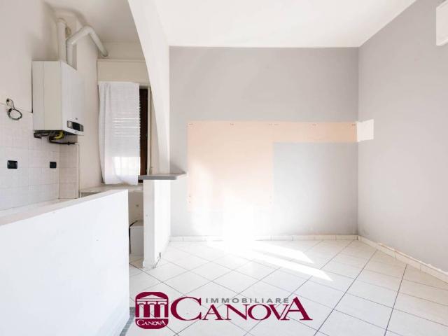 Appartamento in vendita a Lomazzo, Como