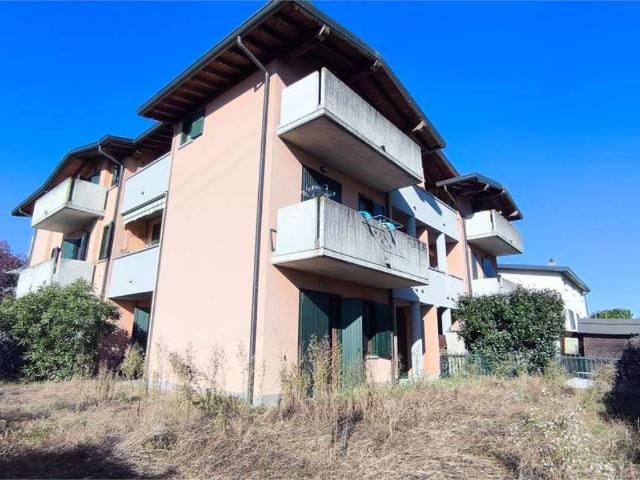 Appartamento in vendita a Lomazzo, Como