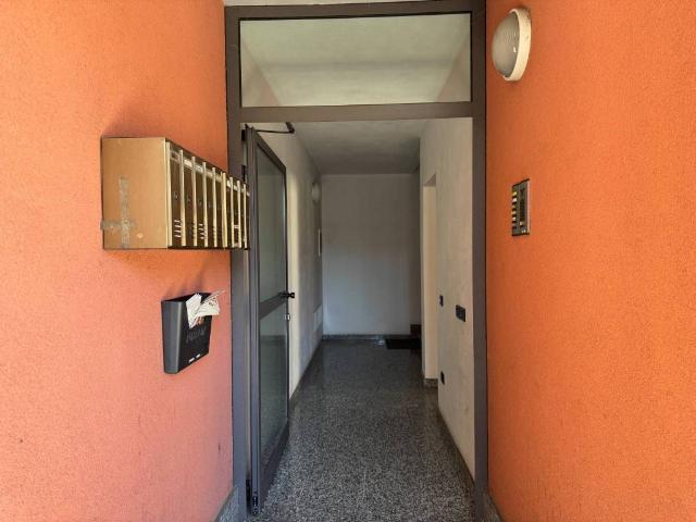 Appartamento in vendita a Lonate Ceppino, Lombardia