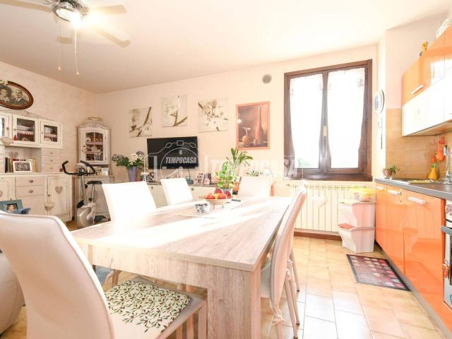 Appartamento in vendita a Lonato, Lombardia