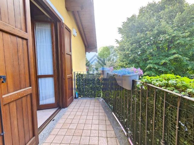 Appartamento in vendita a Lonato, Lombardia