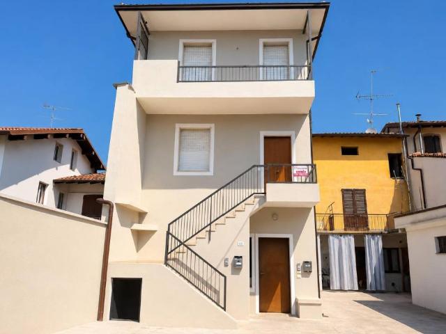 Appartamento in vendita a Panizze, Lonato