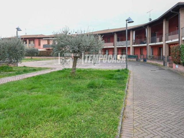 Appartamento in vendita a Lonato, Lombardia