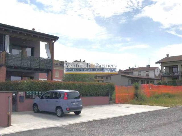 Appartamento in vendita a Lonato, Lombardia