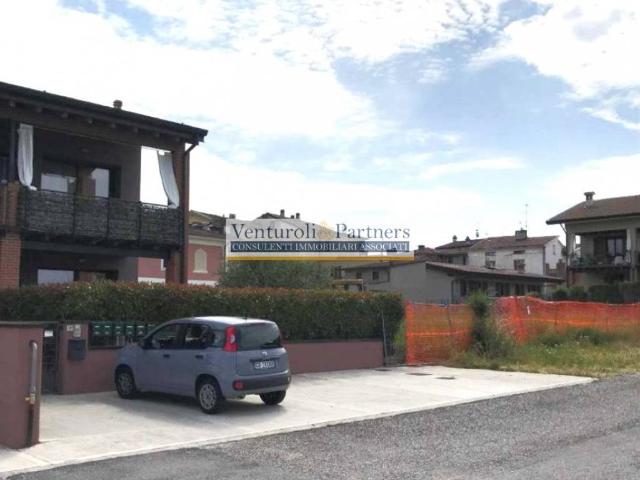 Appartamento in vendita a Lonato, Lombardia