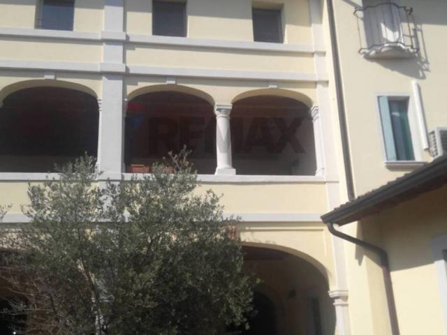 Appartamento in vendita a Lonato, Lombardia