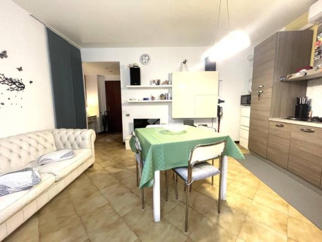 Appartamento in vendita a Lonato, Lombardia