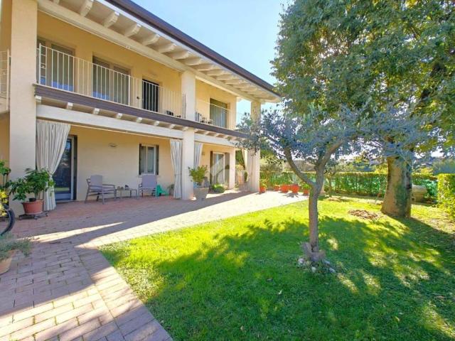 Appartamento in vendita a Lonato, Brescia