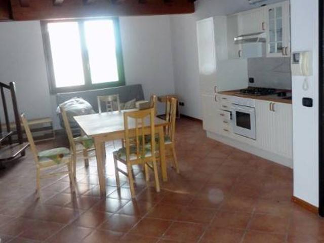 Appartamento in vendita a Lonato, Lombardia