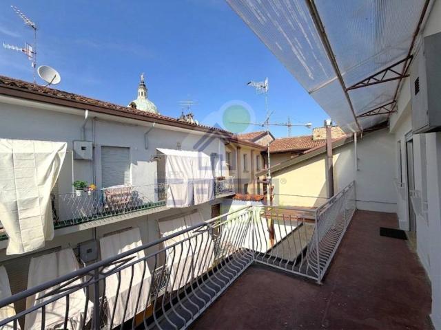 Appartamento in vendita a Lonato, Lombardia