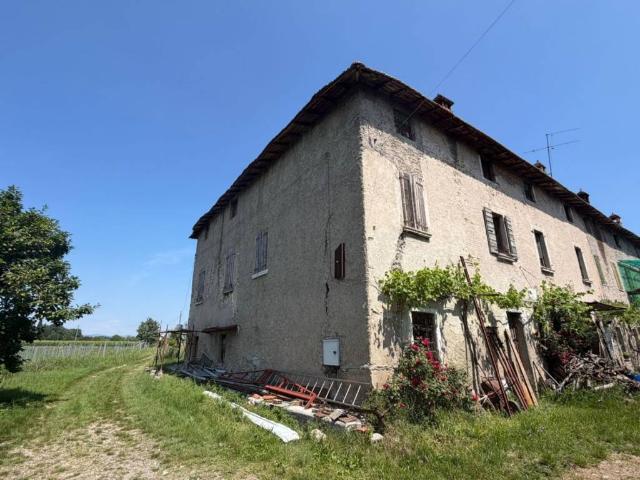 Rustico in vendita a La Fornasetta, Lonato