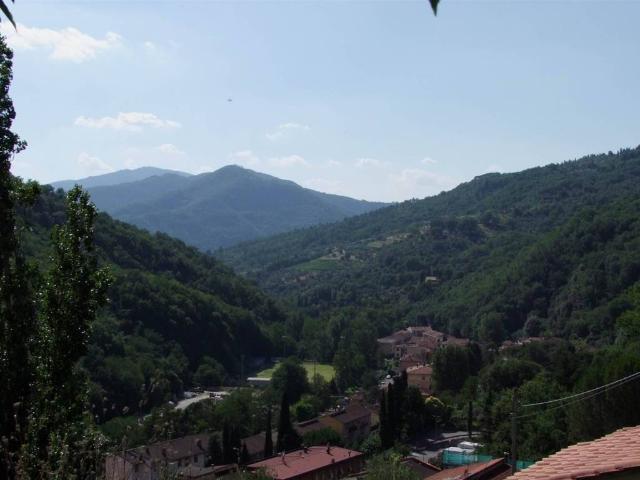 Appartamento in vendita a Unione di Comuni Valdarno e Valdisieve, Londa