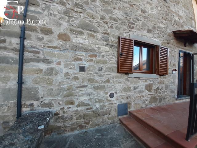 Appartamento in vendita a Unione di Comuni Valdarno e Valdisieve, Londa