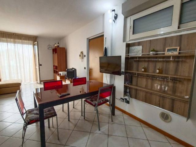 Appartamento in vendita a Longone Al Segrino, Lombardia