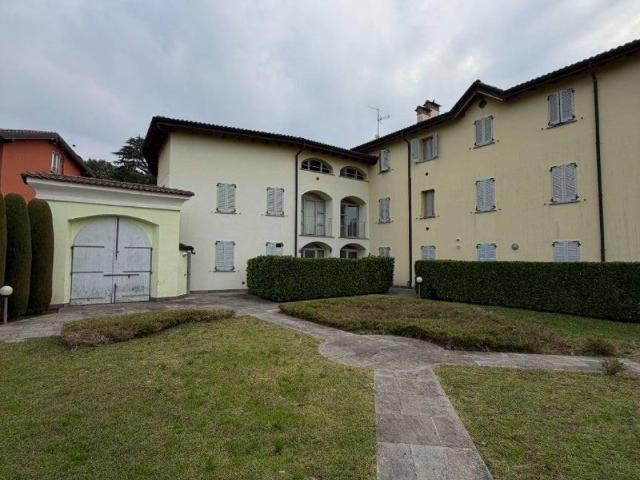 Appartamento in vendita a Cascina Turati, Erba