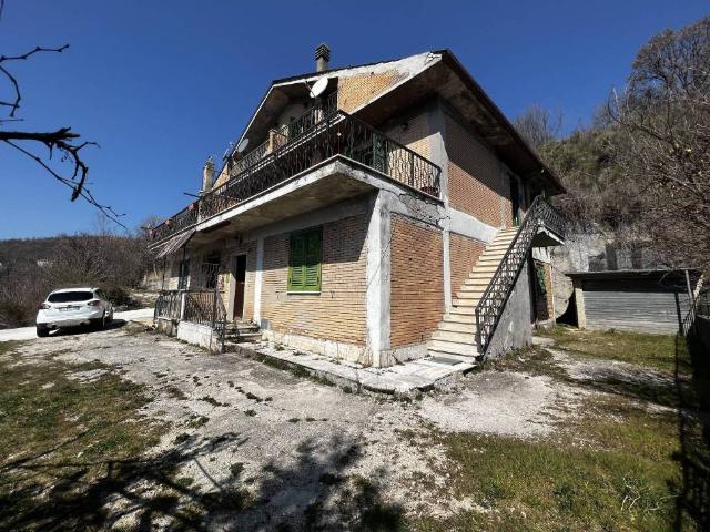 Appartamento in vendita a Campomoro, Rieti