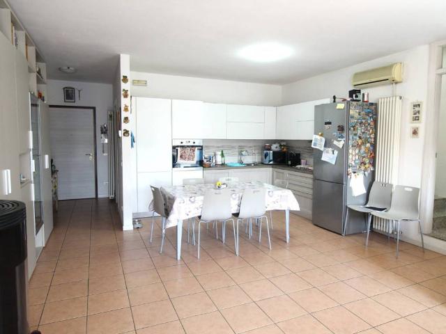 Appartamento in vendita a Lonigo, Veneto