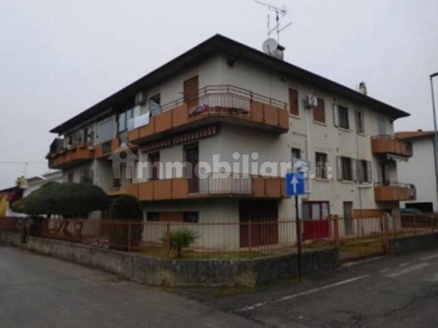 Appartamento in vendita a Lonigo, Veneto