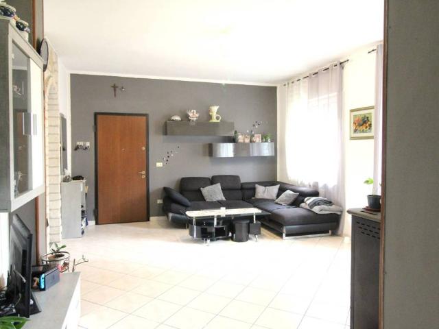 Appartamento in vendita a Lonigo, Veneto