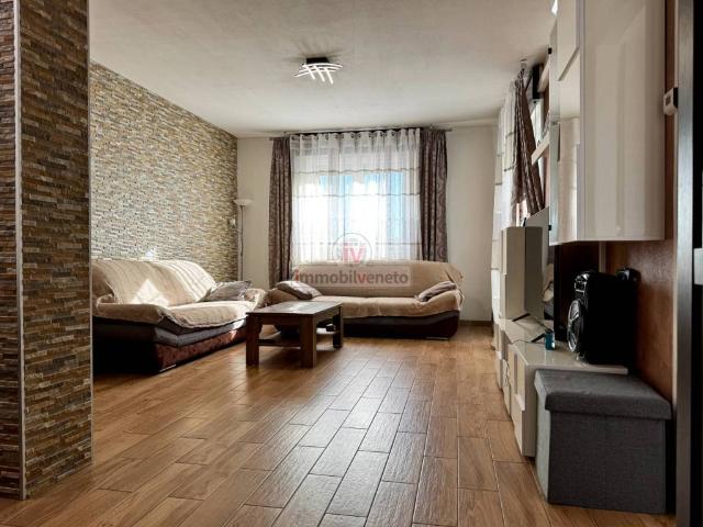Appartamento in vendita a Lonigo, Vicenza