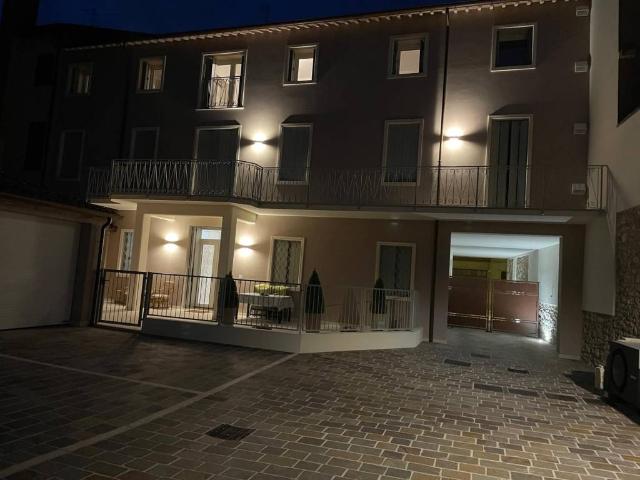 Appartamento in vendita a Lonigo, Veneto