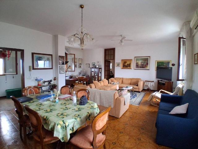 Appartamento in vendita a Loreo, Veneto
