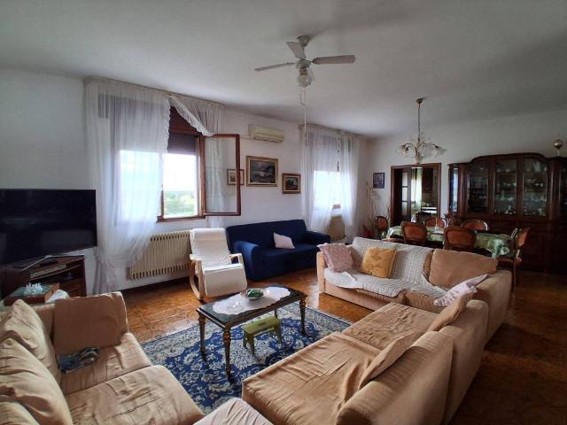 Appartamento in vendita a Loreo, Veneto