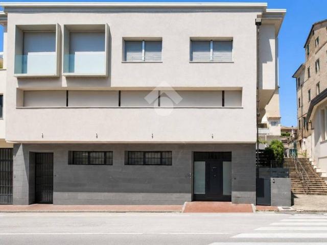 Appartamento in vendita a Marche, Ancona