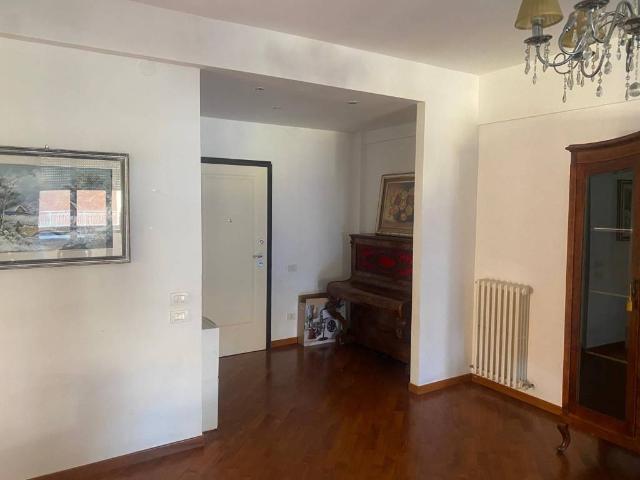 Appartamento in vendita a Marche, Ancona