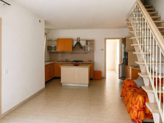 Appartamento in vendita a Fonte, Loria