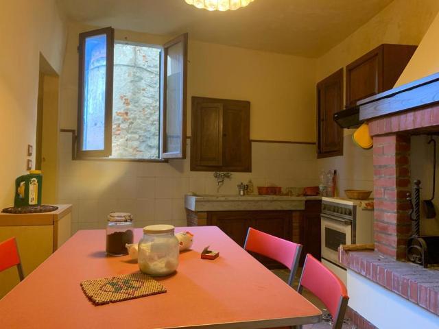 Appartamento in vendita a Loro Ciuffenna, Toscana