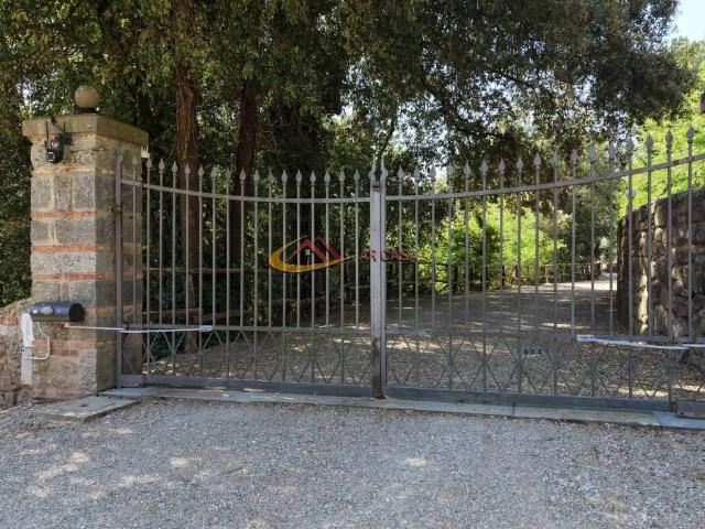 Appartamento in vendita a La Corte, Loro Ciuffenna