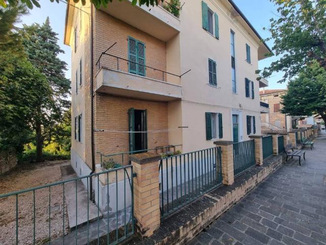 Appartamento in vendita a Marche, Macerata