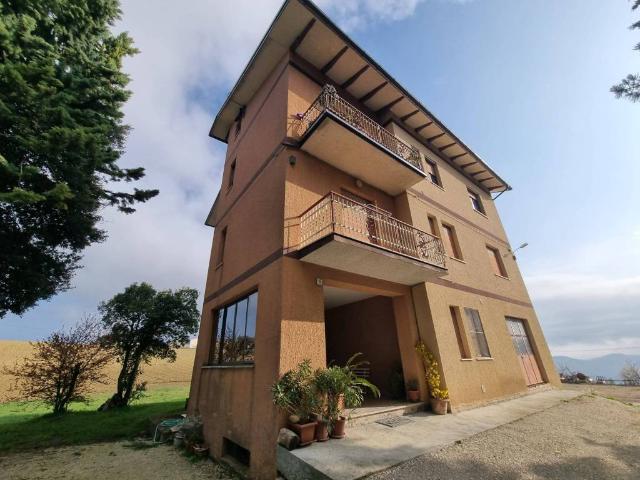 Appartamento in vendita a Marche, Macerata