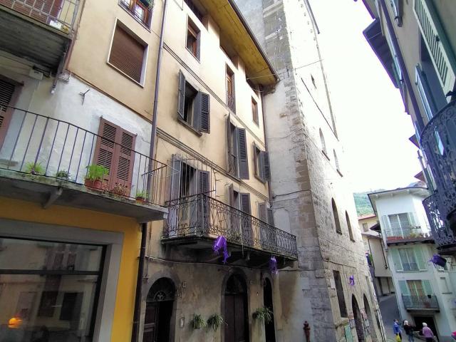 Appartamento in vendita a Carassone, Lovere