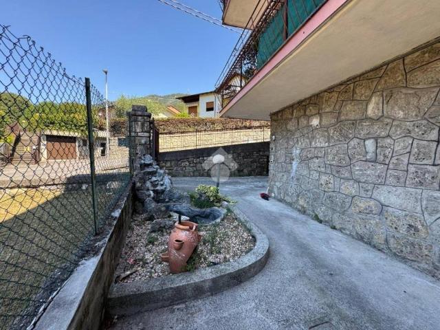 Appartamento in vendita a Lovere, Lombardia