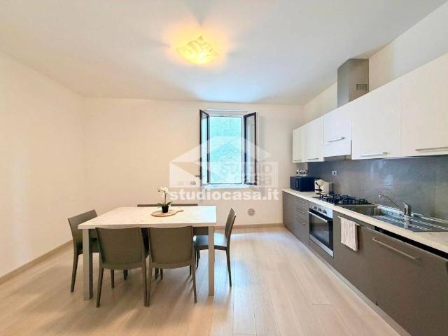 Appartamento in vendita a Lovere, Lombardia