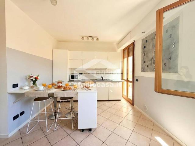 Appartamento in vendita a Lovere, Lombardia