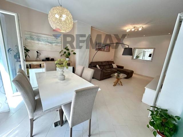 Appartamento in vendita a Carassone, Lovere