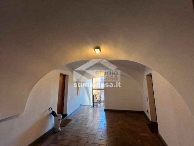 Appartamento in vendita a Carassone, Lovere