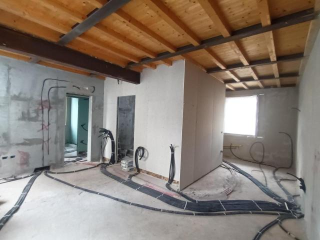 Appartamento in vendita a Ponte a Moriano, Bagni Di Lucca Ponte