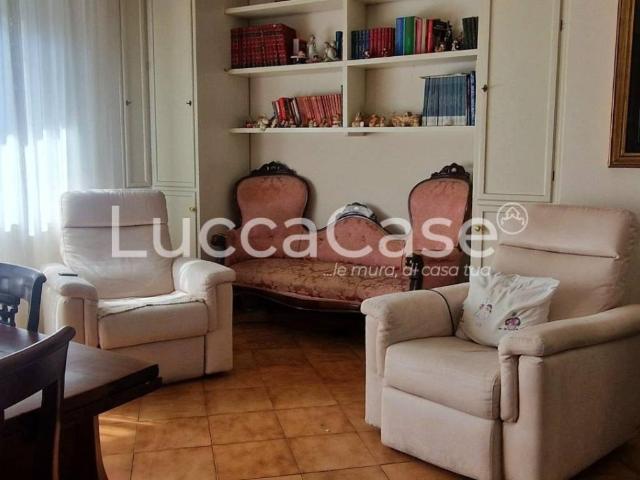 Appartamento in vendita a Santissima Annunziata, Bagni Di Lucca Ponte