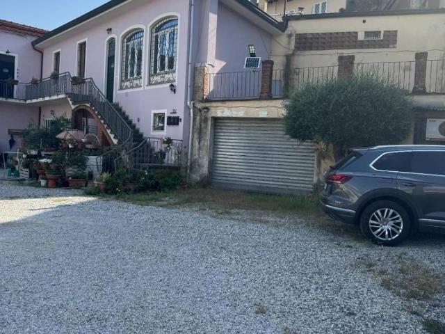 Appartamento in vendita a Santissima Annunziata, Bagni Di Lucca Ponte